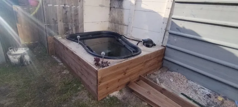 Création d’un bassin à poissons – Aménagement extérieur sur mesure à Bavay, Bavay, Le Jardin de Romain