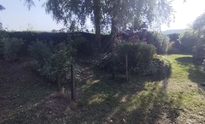 Mise en forme de massif sur Mecquignies , Bavay, Le Jardin de Romain